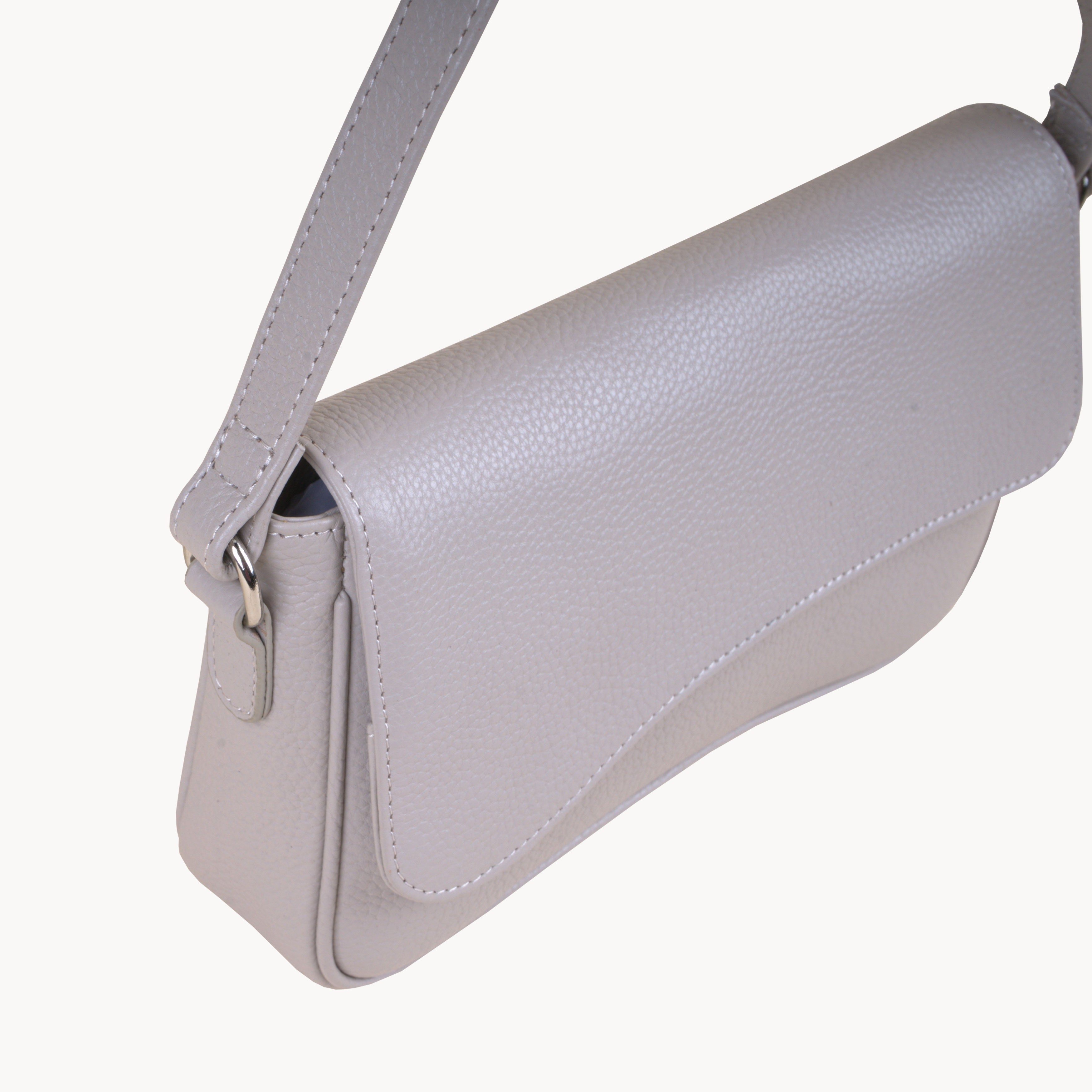 'Beverly' Ice Grey Pebble Grain Real Leather Shoulder Bag