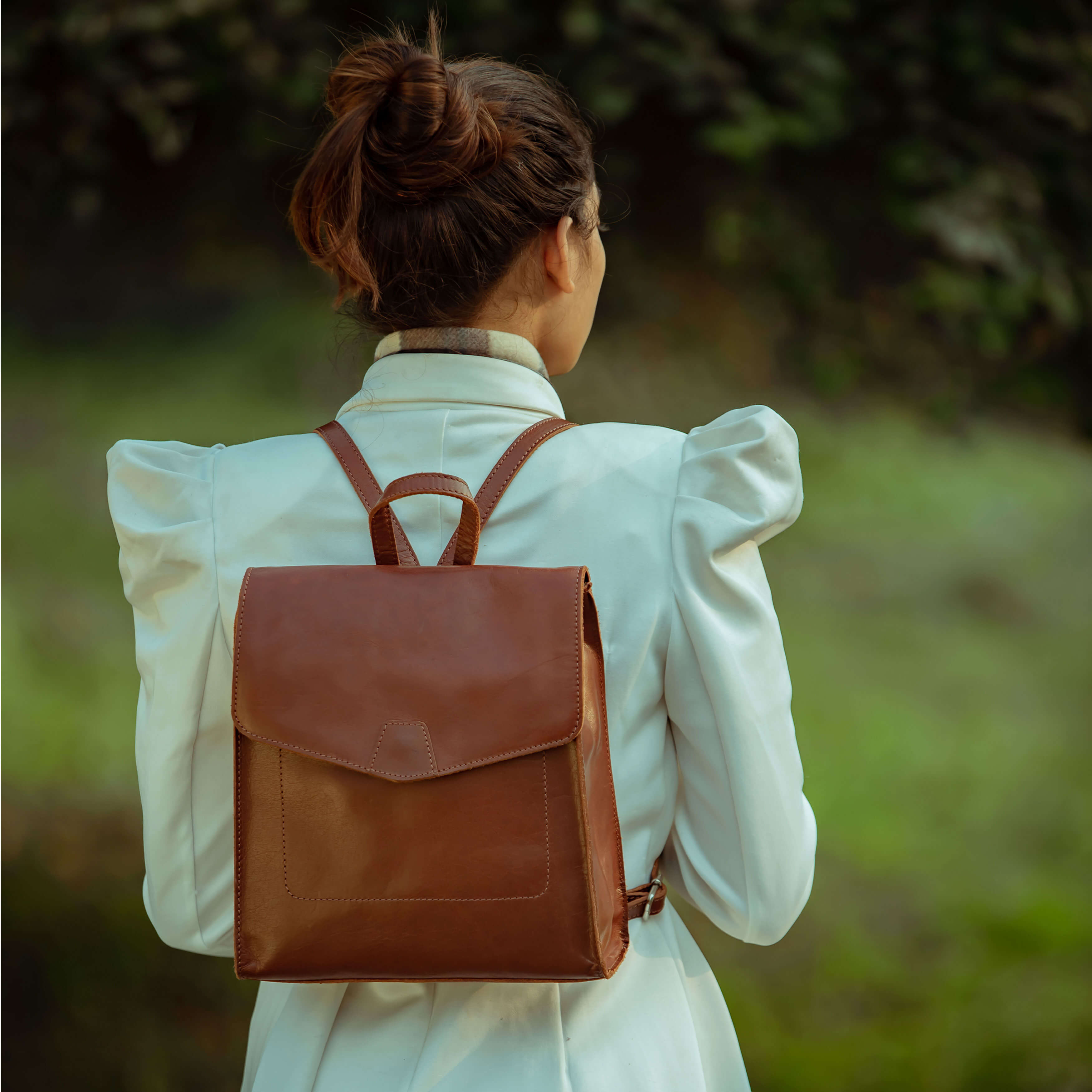 'Margaret' Brown Vintage Polished Leather Flap-over Backpack