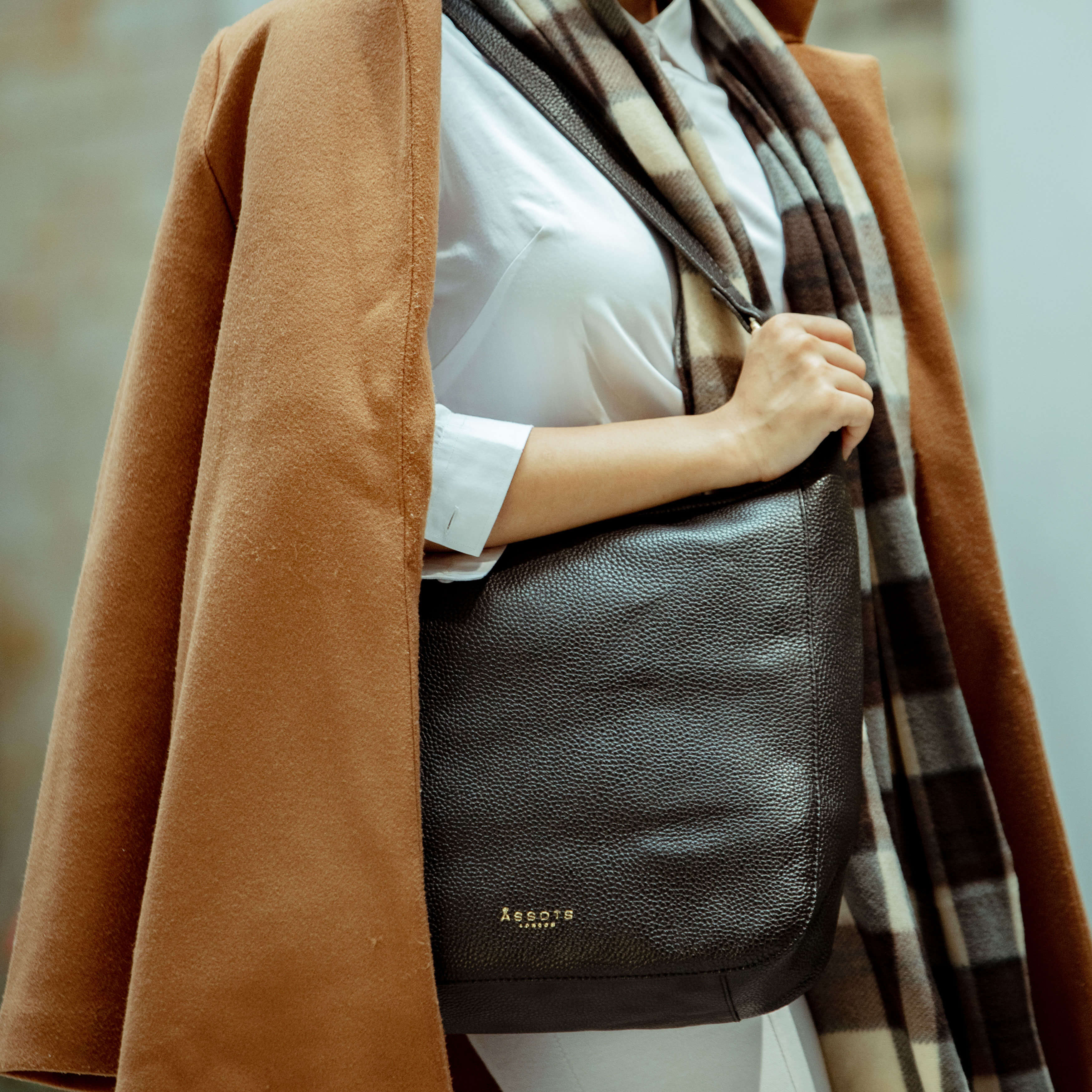 'BIANCA' Black Pebble Grain Leather Slouchy Hobo Bag