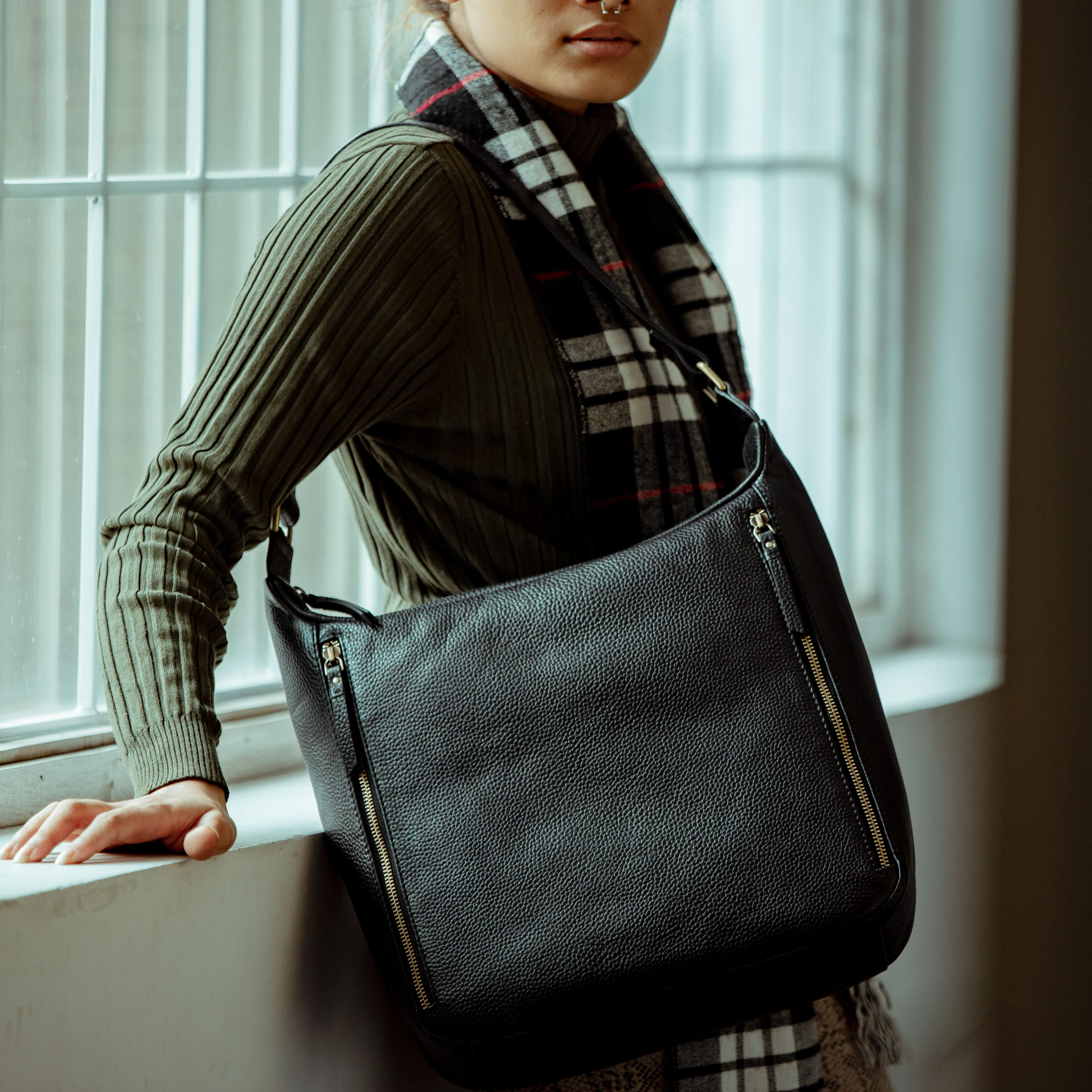 'PAMELA' Black Pebble Grain Real Leather Designer Shoulder Hobo Bag