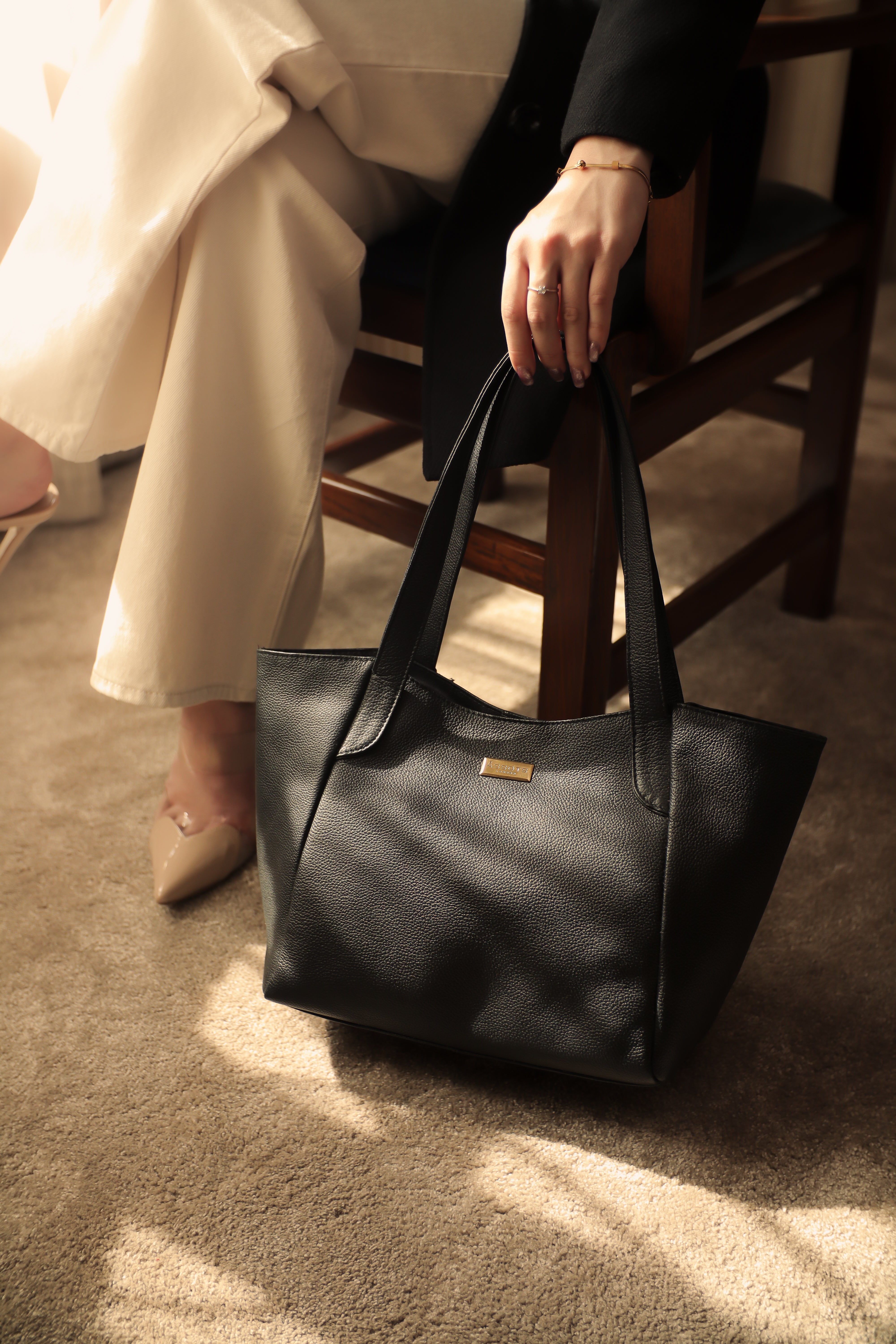 'URBAN TOTE' Black Pebble Grain Real Leather Work Tote Bag