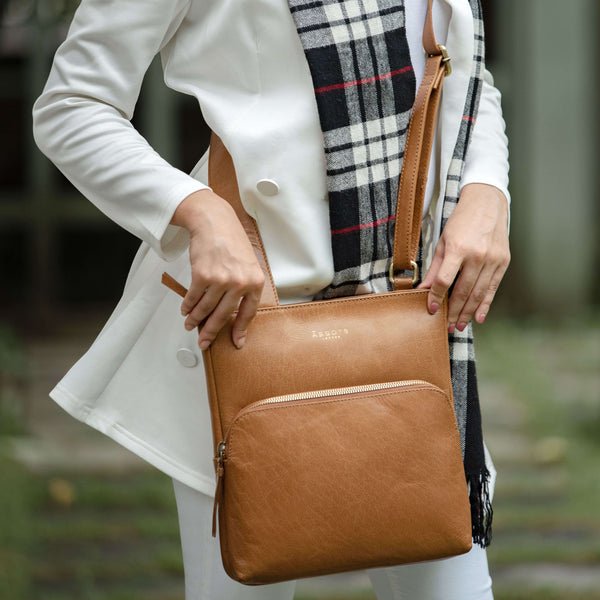 'CANARY' TAN Vintage Leather Crossbody bag