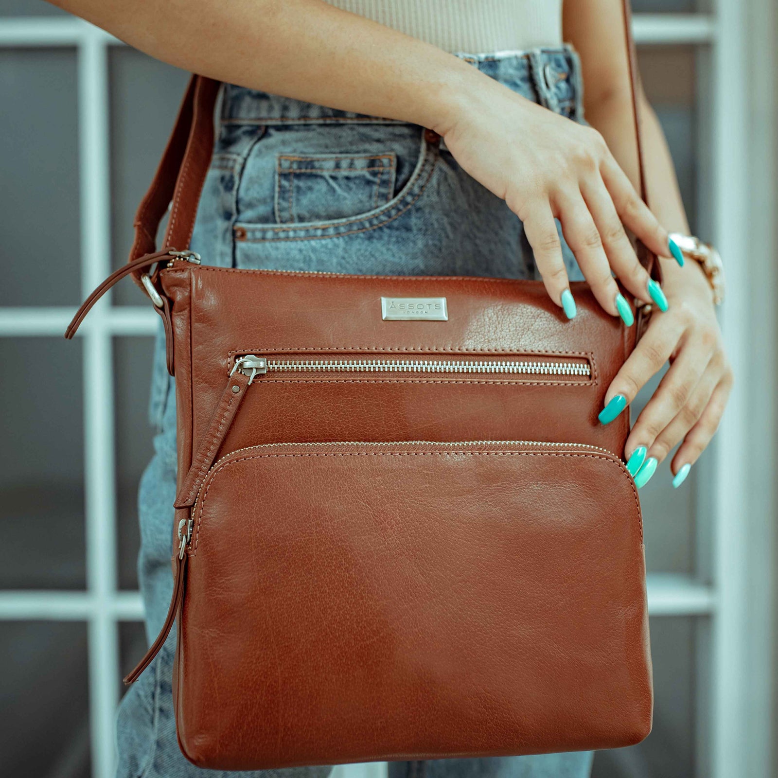 Brown leather crossbody handbag best sale